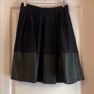 Banana Republic Black A-line skirt